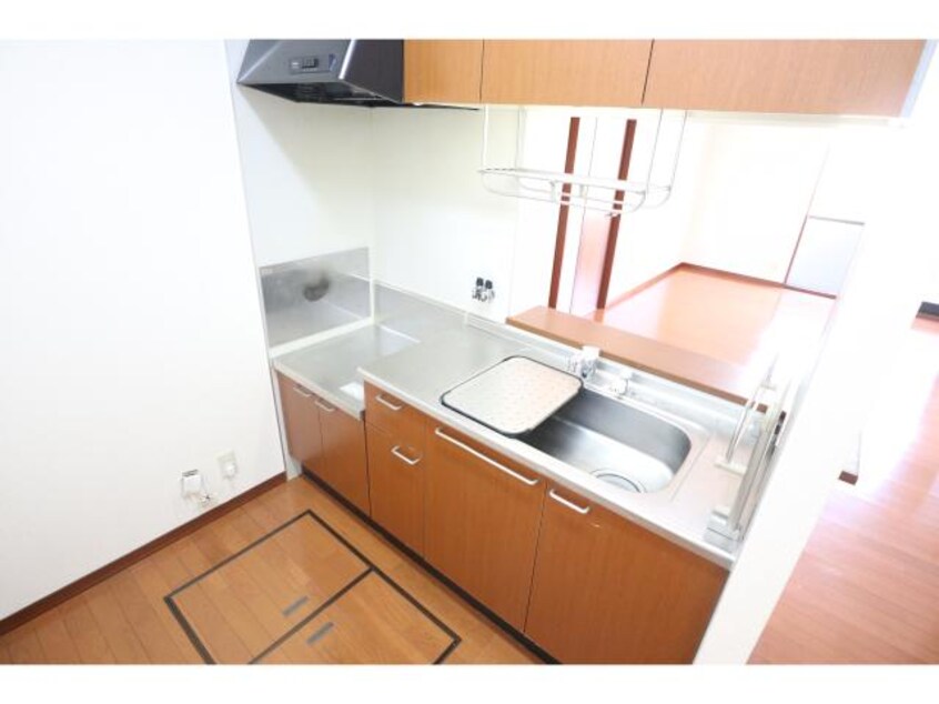  近鉄橿原線/新ノ口駅 徒歩7分 1階 築22年