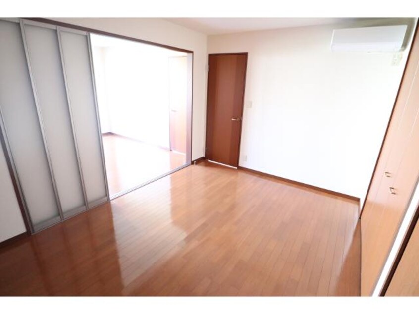  近鉄橿原線/新ノ口駅 徒歩7分 1階 築22年