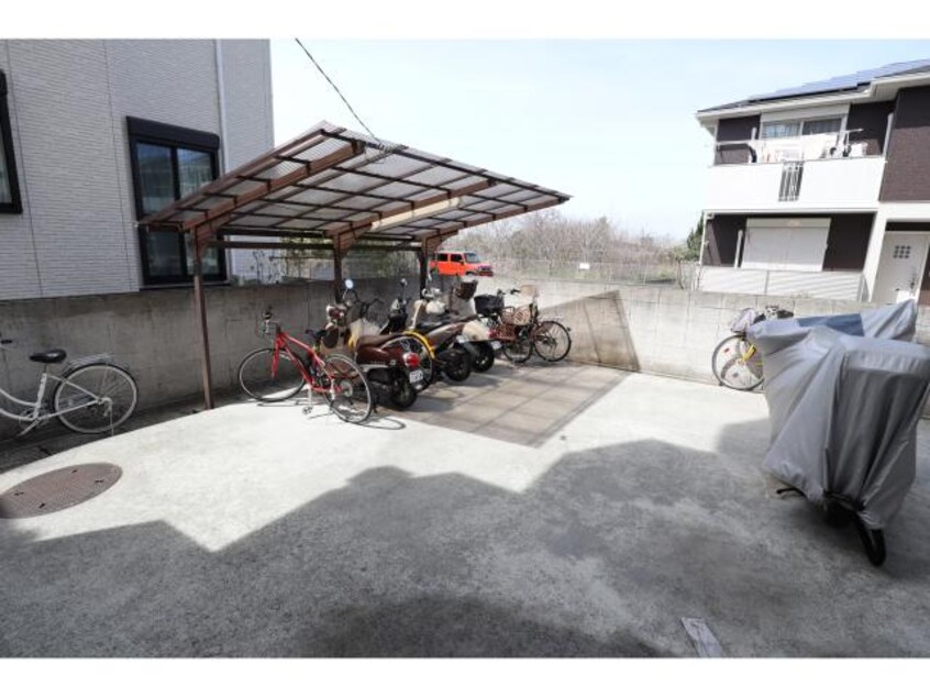  近鉄橿原線/新ノ口駅 徒歩5分 5階 築36年