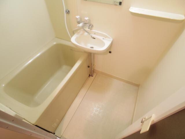  近鉄橿原線/新ノ口駅 徒歩5分 5階 築36年