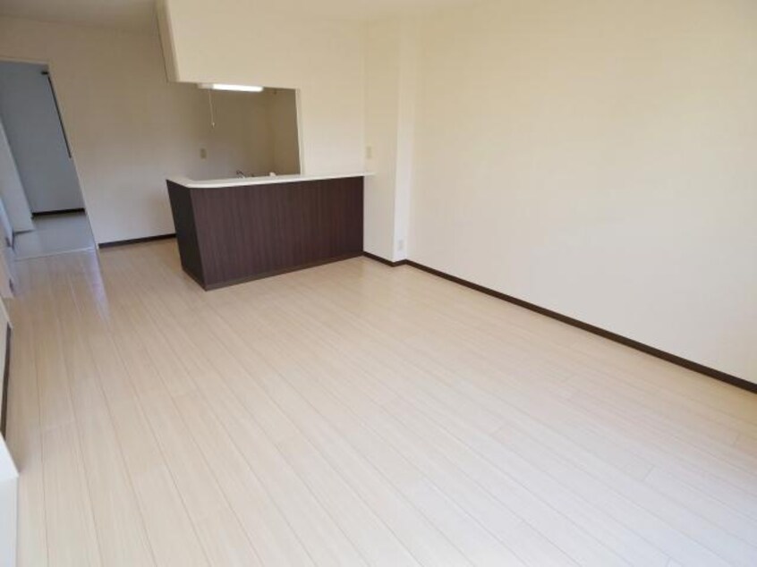  近鉄橿原線/新ノ口駅 徒歩15分 1階 築28年