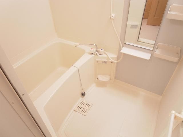  近鉄橿原線/新ノ口駅 徒歩10分 2階 築20年