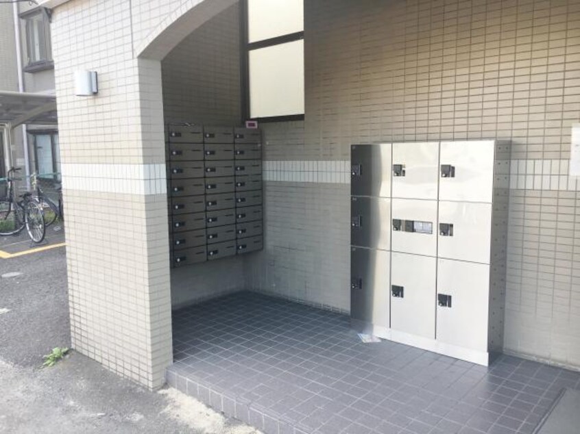  近鉄橿原線/大和八木駅 徒歩12分 3階 築31年