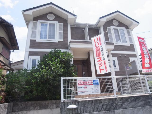  近鉄南大阪線/岡寺駅 徒歩15分 1-2階 築18年