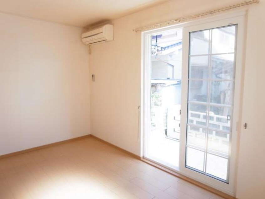  近鉄南大阪線/岡寺駅 徒歩15分 1-2階 築18年