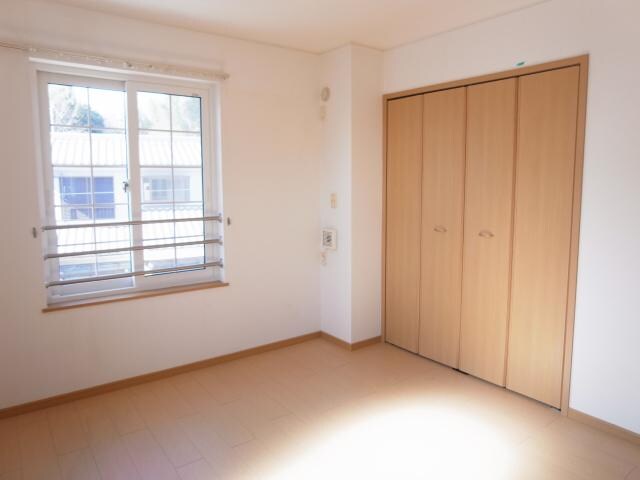  近鉄南大阪線/岡寺駅 徒歩15分 1-2階 築18年