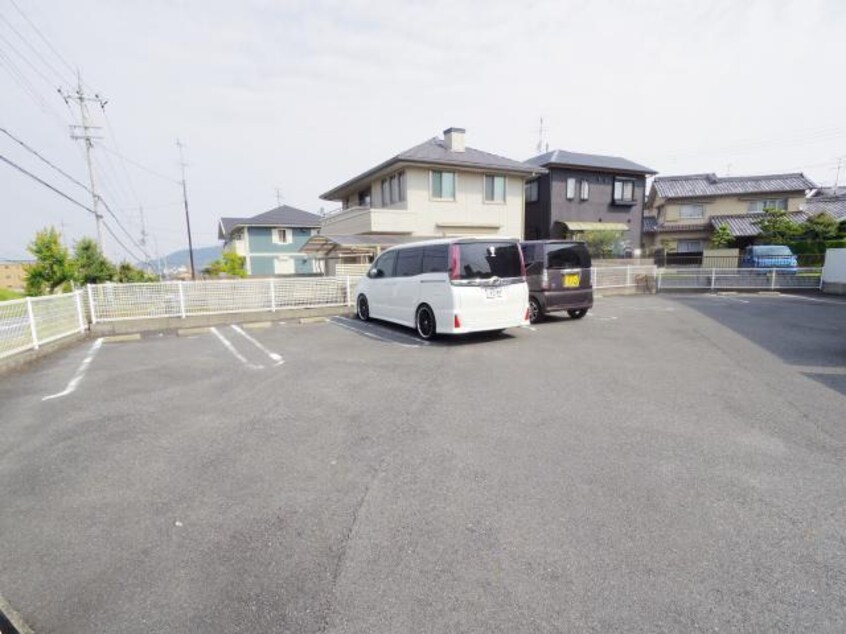  近鉄南大阪線/岡寺駅 徒歩15分 2階 築17年