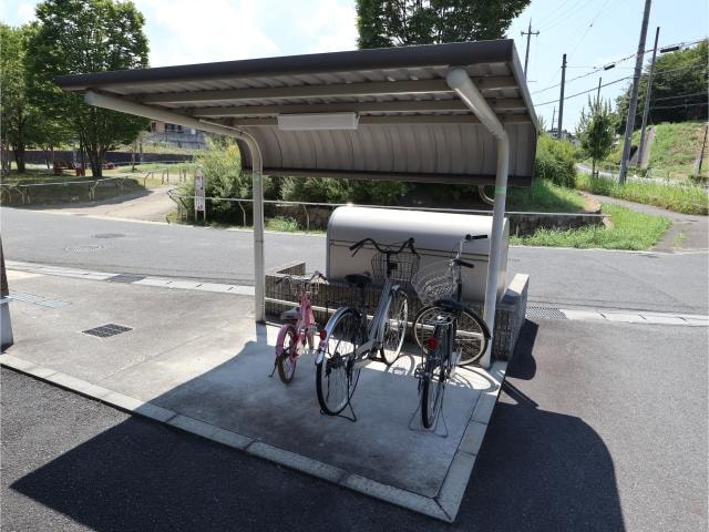  近鉄南大阪線/岡寺駅 徒歩15分 2階 築17年