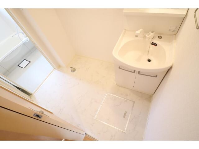  近鉄橿原線/新ノ口駅 徒歩9分 1階 築17年