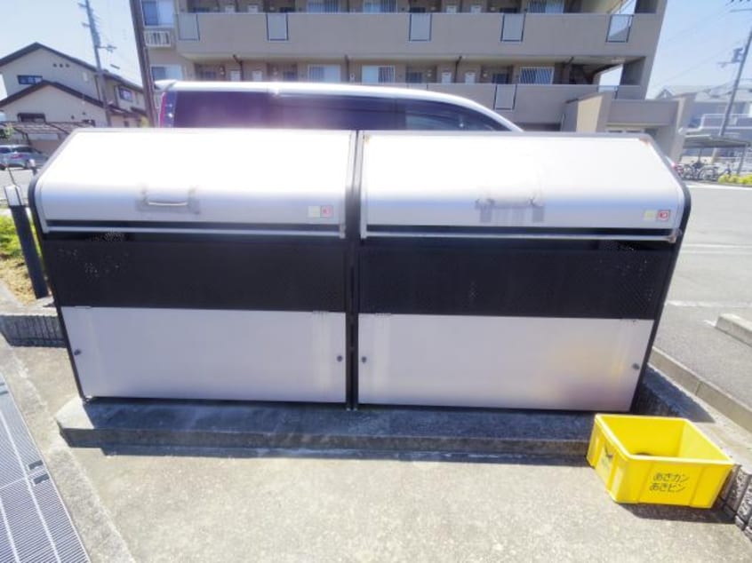  近鉄橿原線/橿原神宮前駅 徒歩10分 2階 築15年