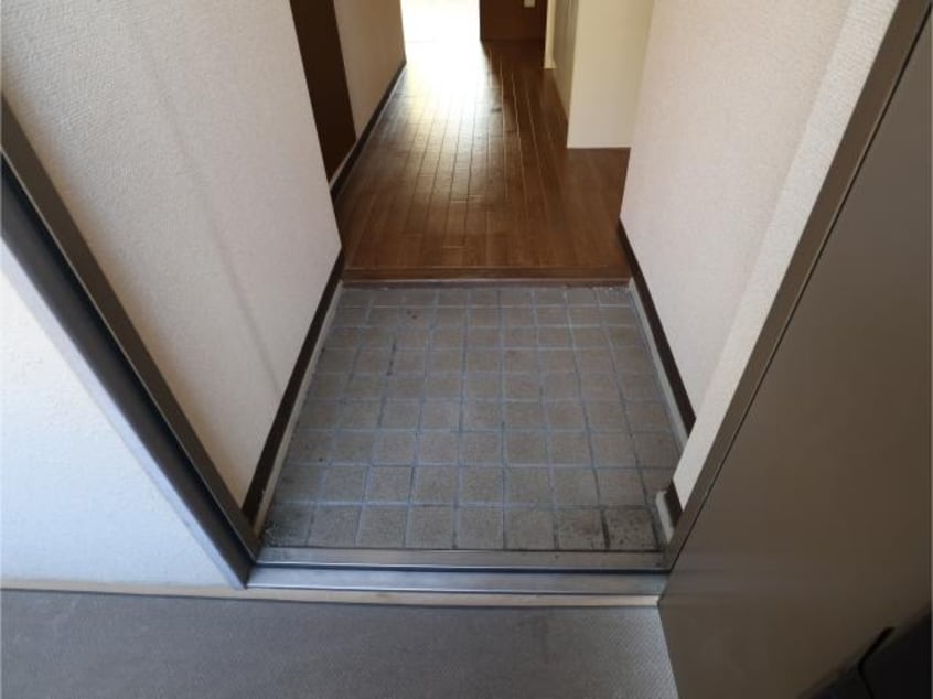  近鉄橿原線/畝傍御陵前駅 徒歩2分 2階 築35年