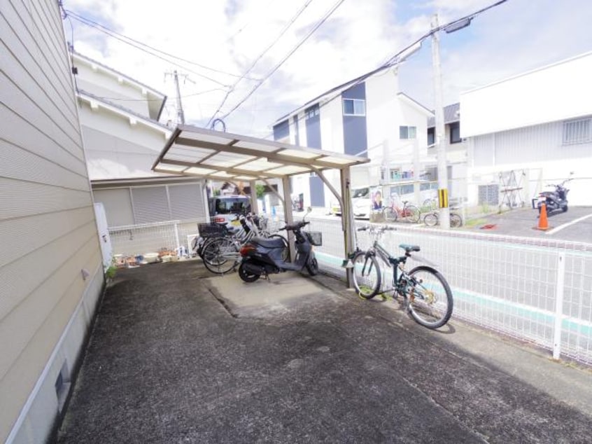  近鉄橿原線/橿原神宮前駅 徒歩7分 1階 築39年