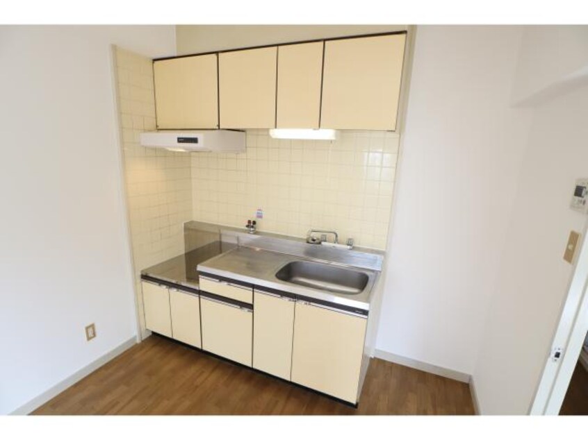  近鉄南大阪線/橿原神宮西口駅 徒歩10分 1階 築34年