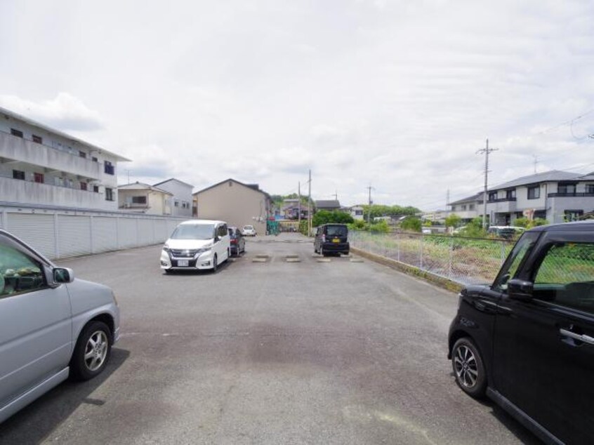  近鉄南大阪線/橿原神宮西口駅 徒歩10分 1階 築34年