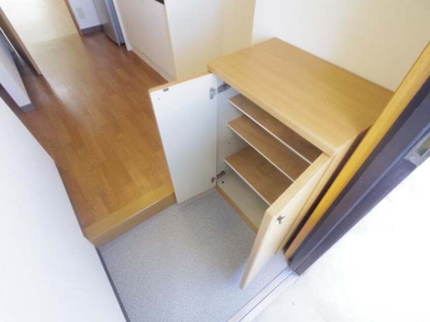  近鉄橿原線/橿原神宮前駅 徒歩14分 2階 築27年