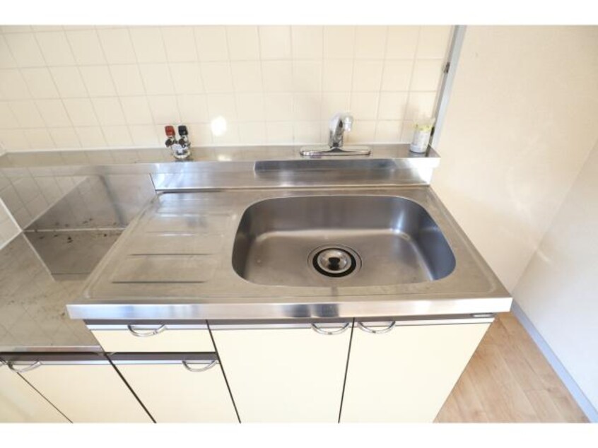  近鉄南大阪線/橿原神宮前駅 徒歩12分 1階 築33年