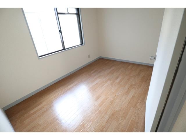  近鉄南大阪線/橿原神宮前駅 徒歩12分 1階 築33年