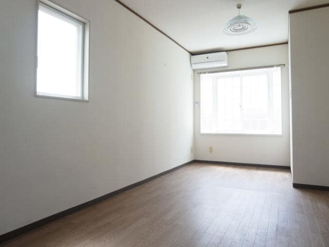  近鉄南大阪線/橿原神宮前駅 徒歩14分 1階 築31年