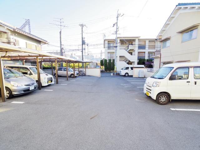  近鉄橿原線/大和八木駅 徒歩5分 1階 築36年