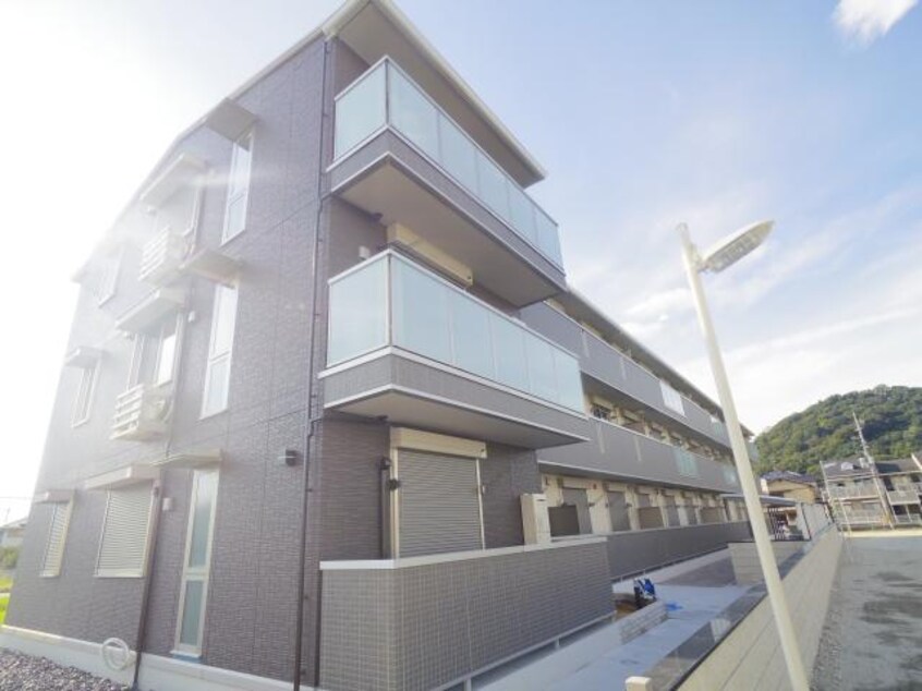  近鉄橿原線/大和八木駅 徒歩20分 1階 築6年