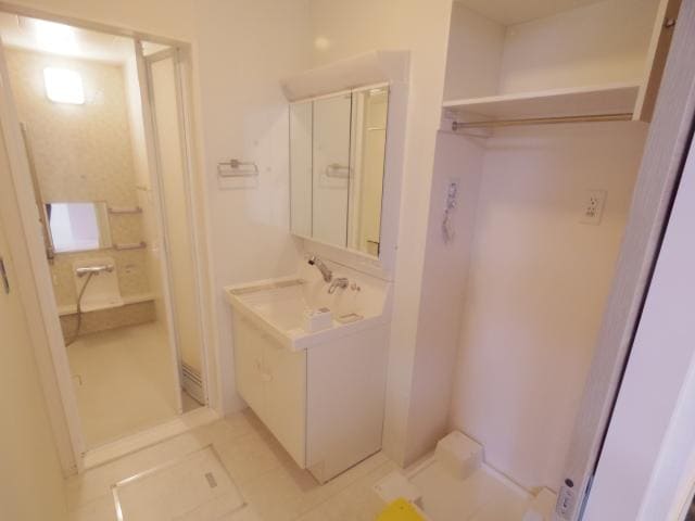  近鉄橿原線/大和八木駅 徒歩20分 1階 築6年