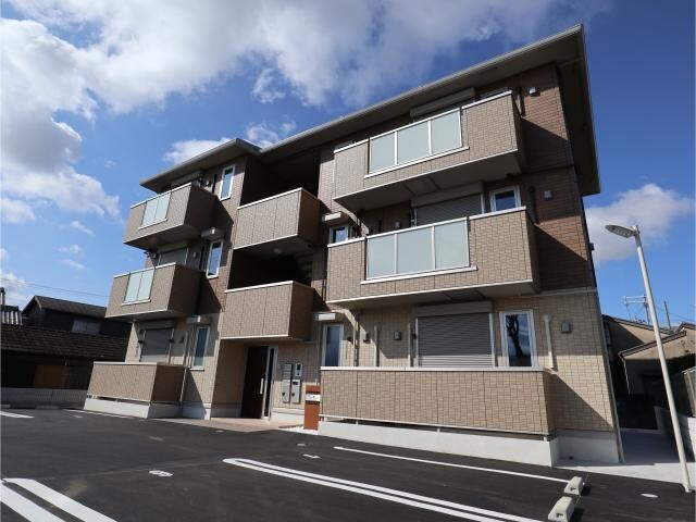  近鉄橿原線/田原本駅 徒歩7分 1階 築5年