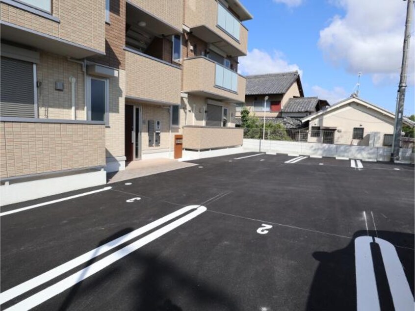  近鉄橿原線/田原本駅 徒歩7分 1階 築5年