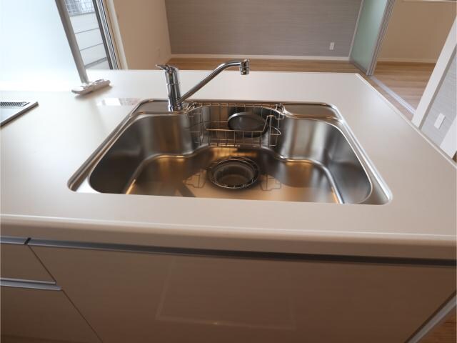  近鉄橿原線/八木西口駅 徒歩16分 1階 築4年