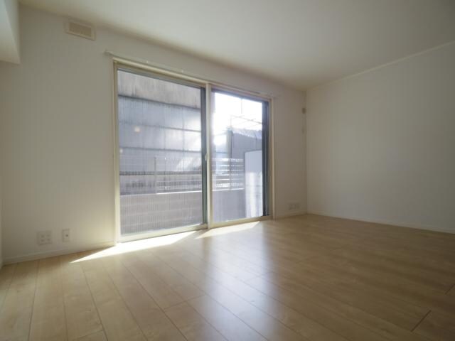  近鉄橿原線/田原本駅 徒歩1分 1階 築4年