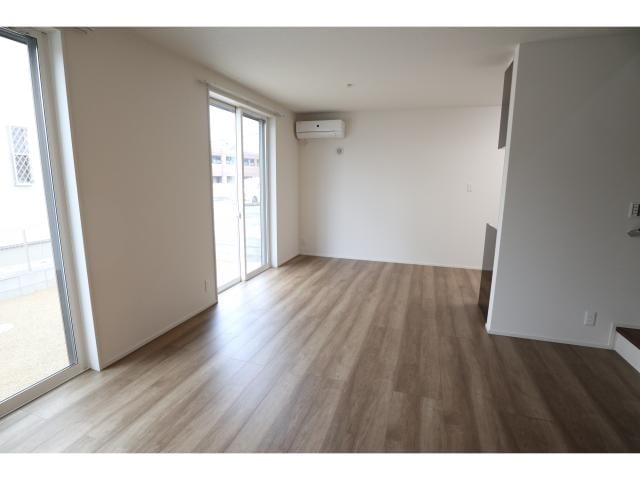  近鉄橿原線/橿原神宮前駅 徒歩11分 1-2階 築2年