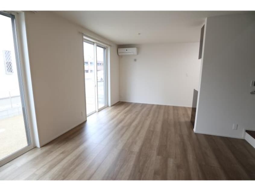  近鉄橿原線/橿原神宮前駅 徒歩11分 1-2階 築2年