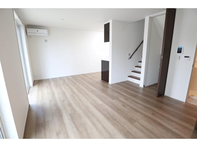  近鉄橿原線/橿原神宮前駅 徒歩11分 1-2階 築2年