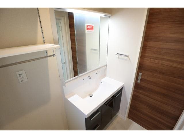  近鉄橿原線/畝傍御陵前駅 徒歩12分 2階 築1年