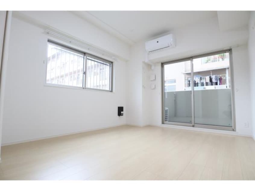  近鉄橿原線/新ノ口駅 徒歩8分 1階 築1年