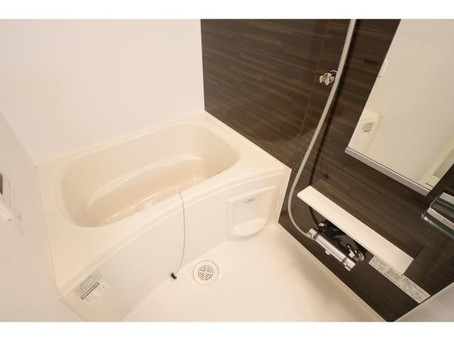  近鉄橿原線/新ノ口駅 徒歩8分 1階 築1年