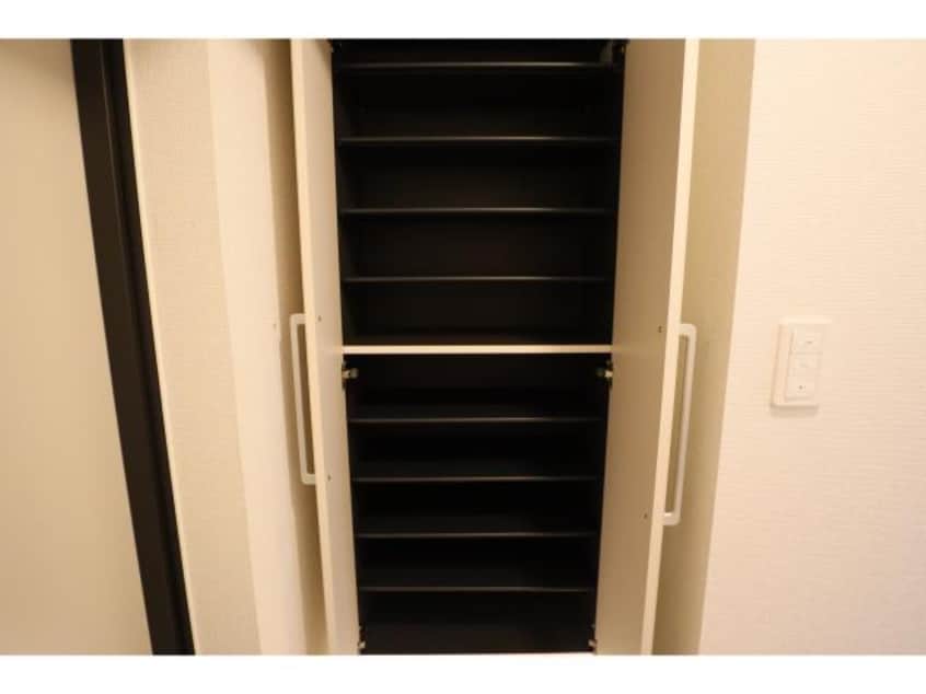  近鉄橿原線/新ノ口駅 徒歩8分 1階 築1年