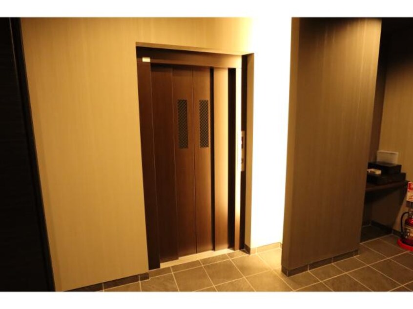  近鉄橿原線/橿原神宮前駅 徒歩6分 1階 築1年