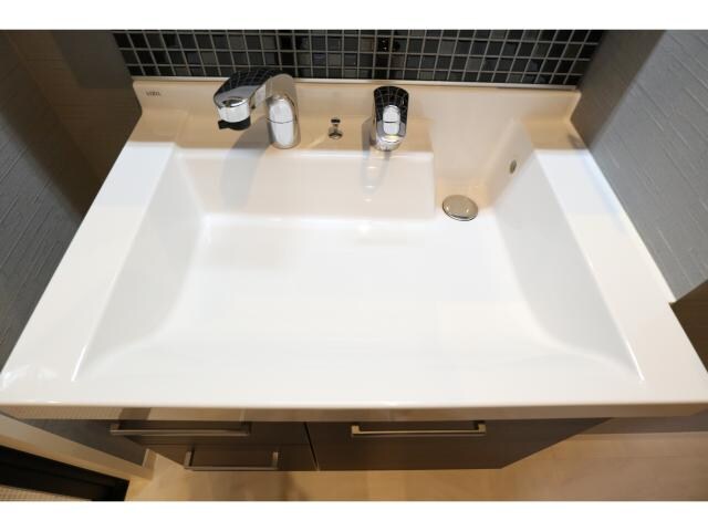  近鉄橿原線/橿原神宮前駅 徒歩6分 1階 築1年