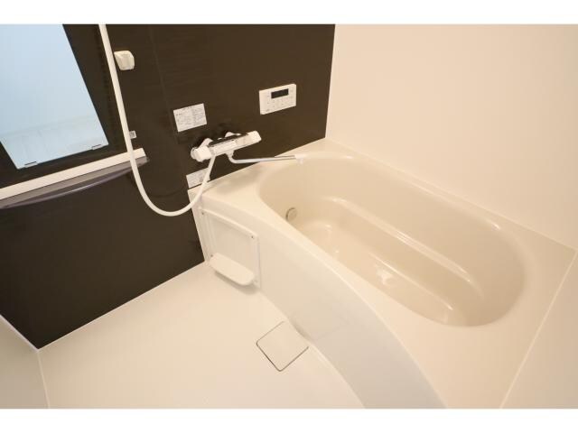  近鉄橿原線/橿原神宮前駅 徒歩5分 1階 築1年