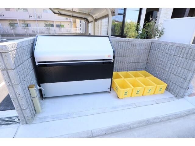  近鉄橿原線/畝傍御陵前駅 徒歩2分 1階 1年未満