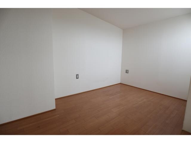  近鉄橿原線/大和八木駅 徒歩18分 2階 築23年