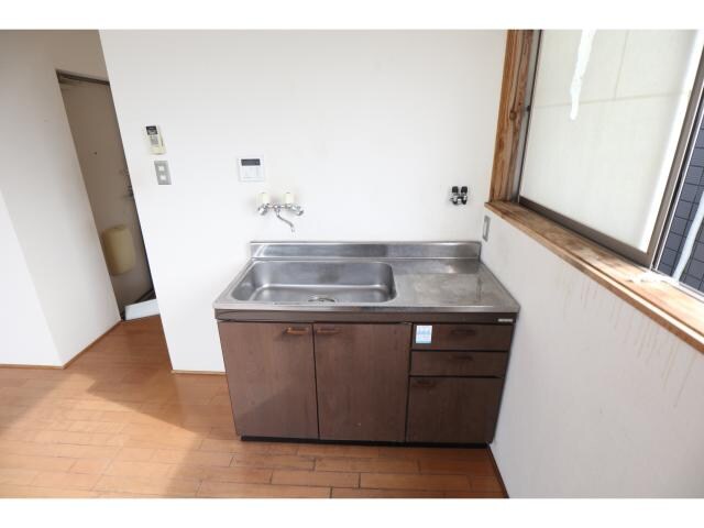  近鉄橿原線/大和八木駅 徒歩18分 2階 築23年