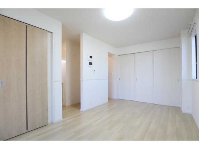  近鉄橿原線/新ノ口駅 徒歩16分 1階 1年未満