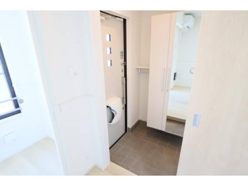  近鉄橿原線/新ノ口駅 徒歩16分 1階 1年未満