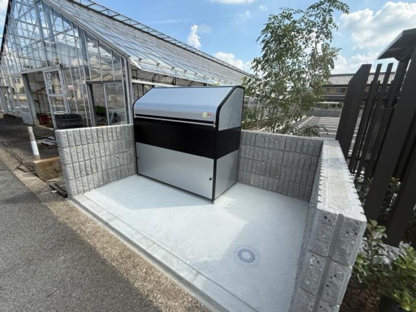  近鉄橿原線/新ノ口駅 徒歩16分 1階 1年未満