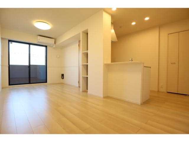  近鉄橿原線/新ノ口駅 徒歩16分 1階 1年未満