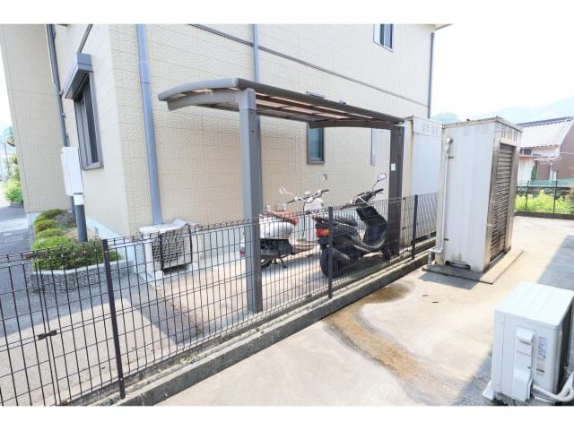  近鉄大阪線（近畿）/大和朝倉駅 徒歩3分 1階 築20年