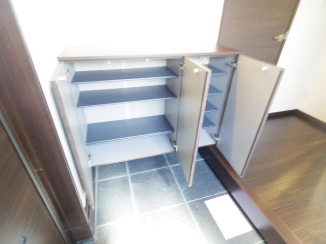  桜井線<万葉まほろば線>/三輪駅 徒歩11分 1-2階 築4年