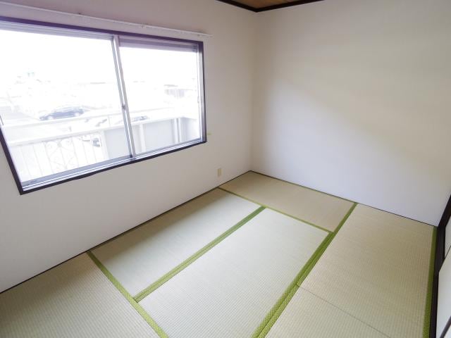  近鉄天理線/天理駅 バス6分勾田下車:停歩2分 2階 築34年