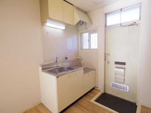  近鉄天理線/天理駅 バス9分三昧田下車:停歩4分 2階 築34年